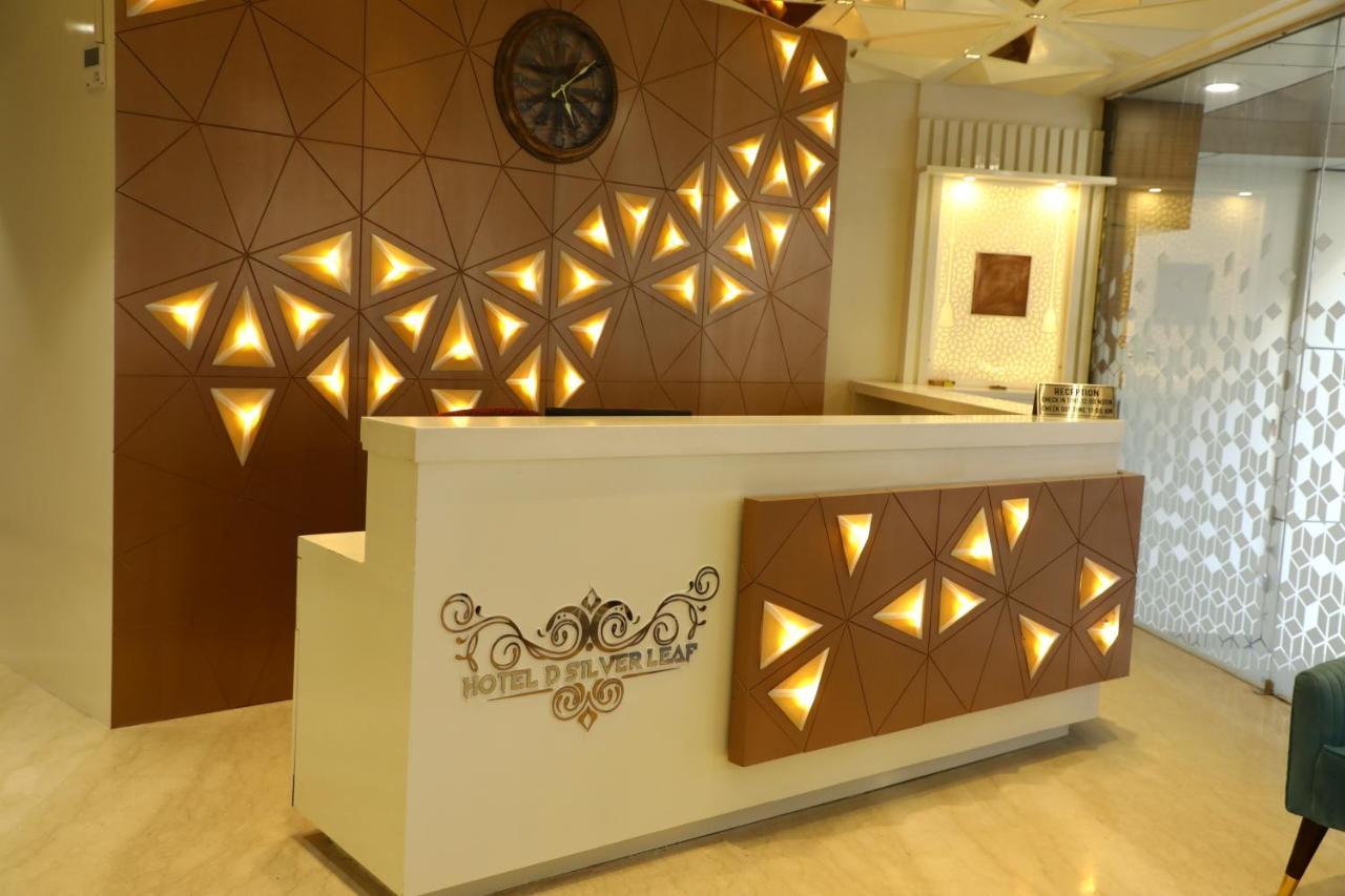 Hotel D Silverleaf Lucknow Luaran gambar
