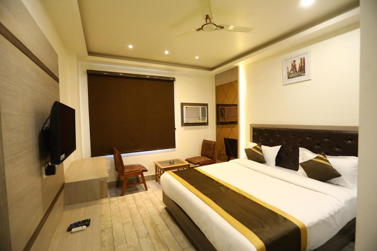 Hotel D Silverleaf Lucknow Luaran gambar