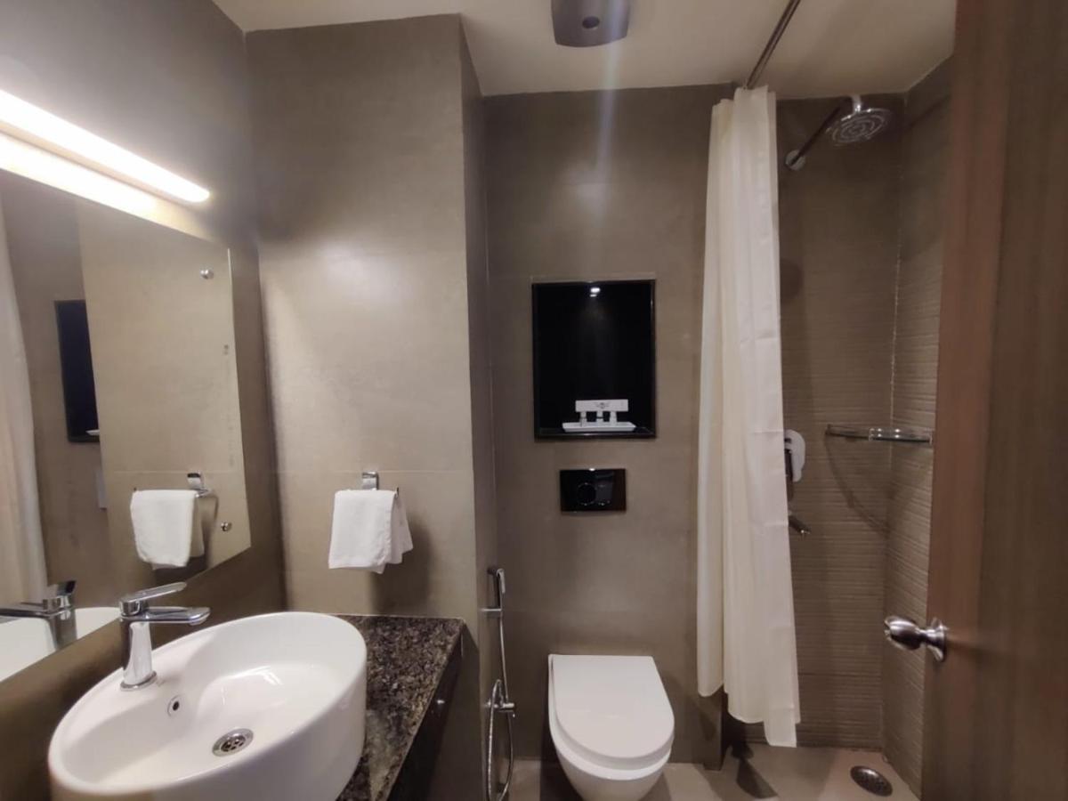 Hotel D Silverleaf Lucknow Luaran gambar