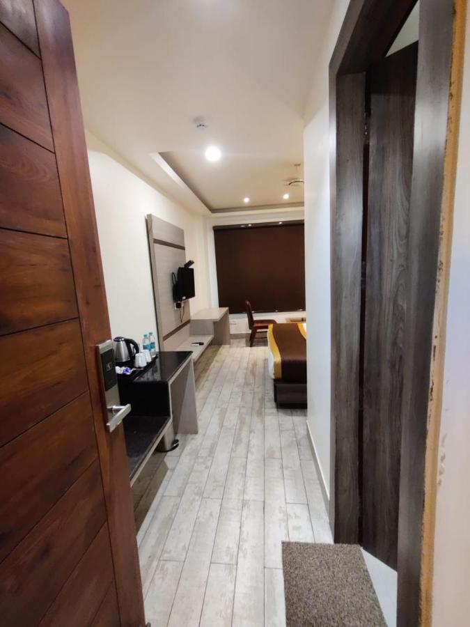 Hotel D Silverleaf Lucknow Luaran gambar