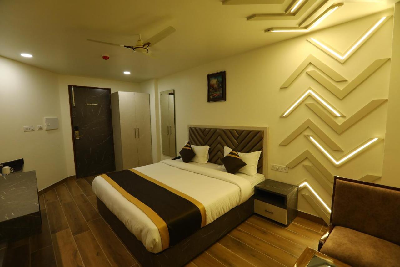 Hotel D Silverleaf Lucknow Luaran gambar
