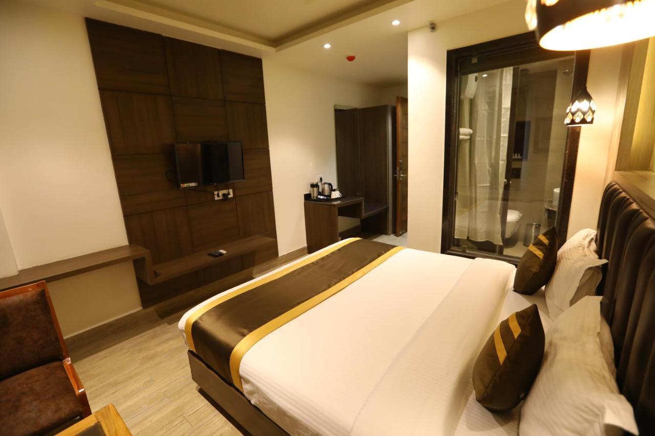 Hotel D Silverleaf Lucknow Luaran gambar