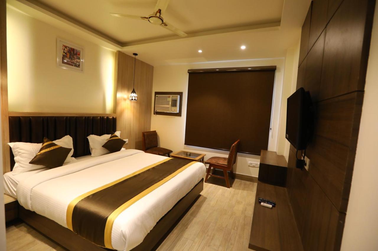 Hotel D Silverleaf Lucknow Luaran gambar
